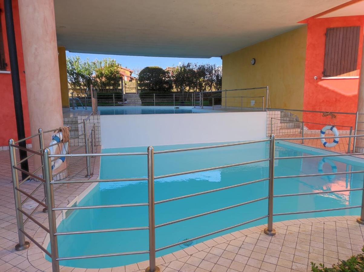 La Casa Di Mery Desenzano del Garda Luaran gambar